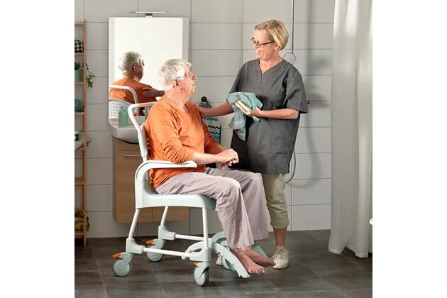 Etac-Clean-carer-user-12x12cm_5671492.webp